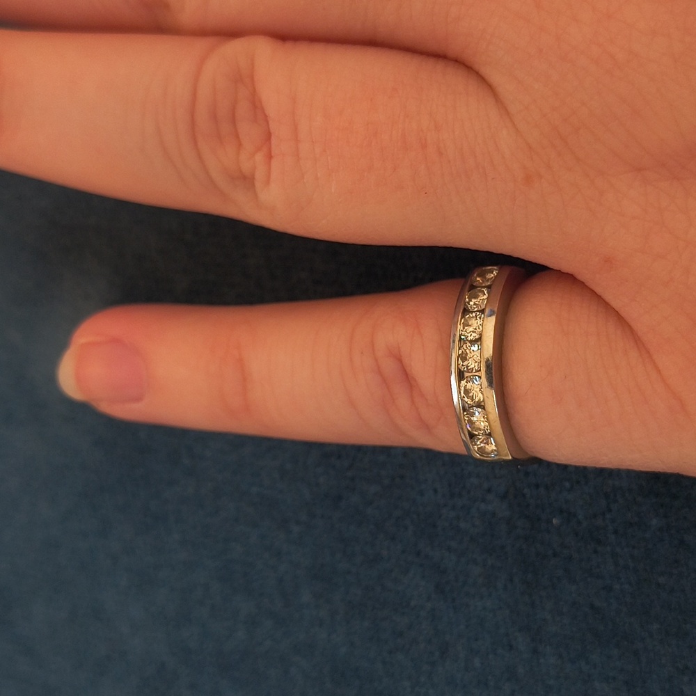 Size 5 14K White Gold Diamond Ring